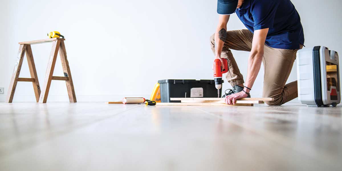 When To Hire a Handyman vs a General Contractor